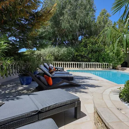 Quiet With Private Pool * Sanary-sur-Mer