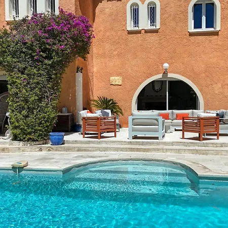 Avec Piscine Privée Au Calme à Sanary-sur-Mer