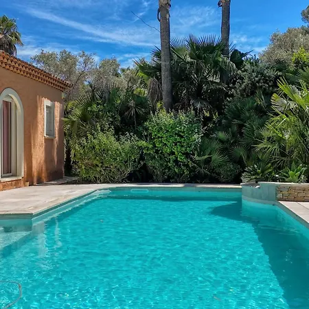 Quiet With Private Pool
